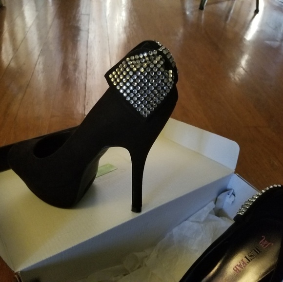 Size - Picture 3 of 3